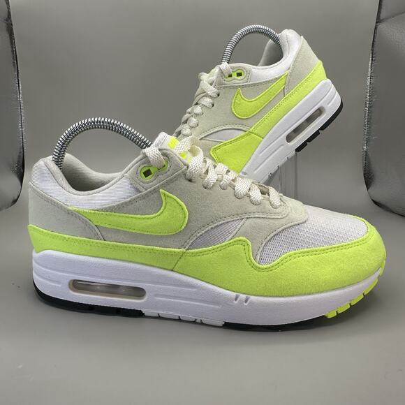 Nike Air Max 1 '87 Volt Suede DZ2628-100 Women's Size 8 Sneakers Retro Shoes - Picture 1 of 9